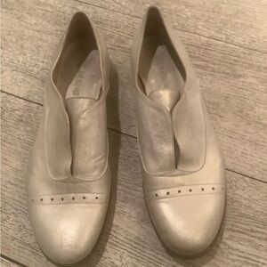 Made in Italy XSA women’s Oxford Leather MatteGold size 40